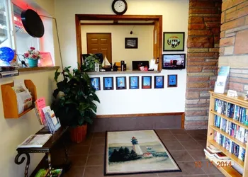 Breakers Boutique Inn hotel thumbnail 2