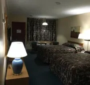 Dollinger's Motor Inn hotel detail image 7