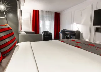 Hôtel Plaza Québec par JARO hotel thumbnail 6