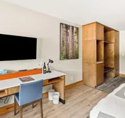Sproat Lake Landing Resort hotel detail image 7