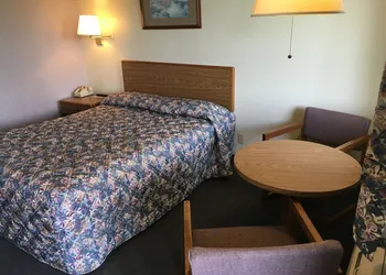 Salt Creek Inn hotel thumbnail 5