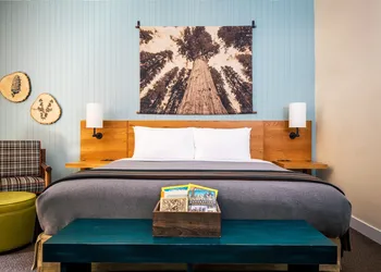 Rush Creek Lodge and Spa at Yosemite hotel thumbnail 5