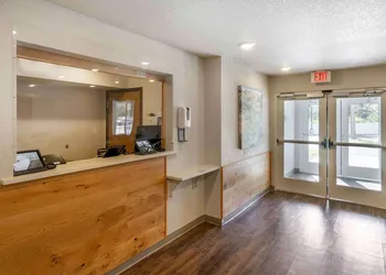 Extended Stay America Select Suites - Clearwater hotel thumbnail 2