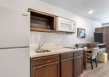 Extended Stay America Select Suites - Clearwater hotel thumbnail 7