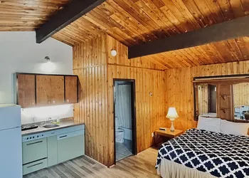 Pembina River Inn hotel thumbnail 5