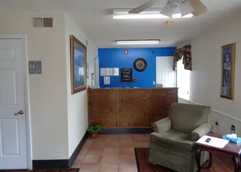 Rodeway Inn Bolivar hotel thumbnail 2