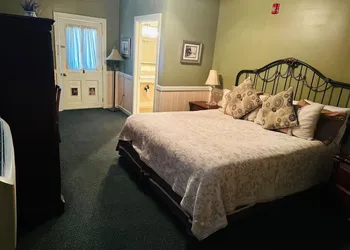 Gunn House Hotel hotel thumbnail 2