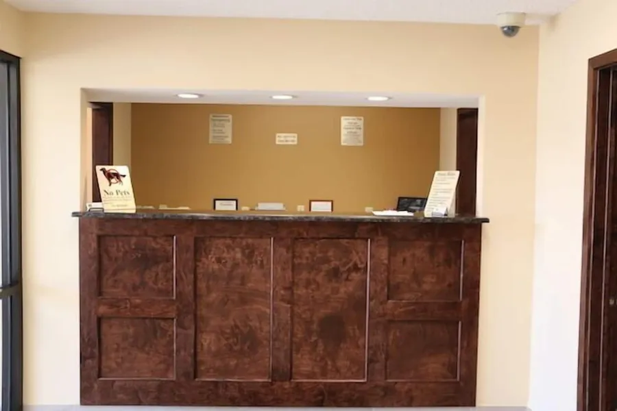 Western Inn hotel detail image 2