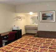 American Inn & Suites hotel detail image 7