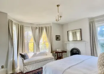 Woodbourne Inn hotel thumbnail 5