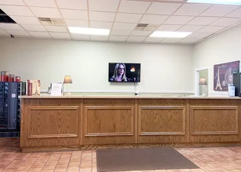 Paris Inn and Suites hotel thumbnail 3