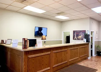 Paris Inn and Suites hotel thumbnail 4