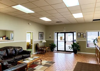 Paris Inn and Suites hotel thumbnail 6