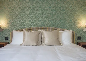 The Poppy Georgetown hotel thumbnail 6