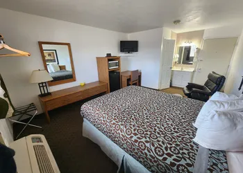 Lantern Motel hotel thumbnail 7