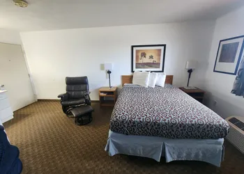 Lantern Motel hotel thumbnail 8
