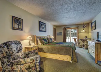 Eagle River Inn and Resort hotel thumbnail 4