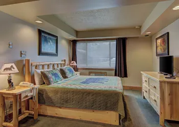 Eagle River Inn and Resort hotel thumbnail 7