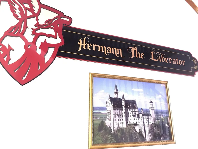Hermann Crown Suites hotel detail image 2