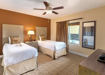 WorldMark Estancia hotel thumbnail 5