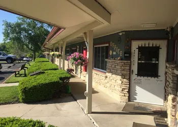 Random Lake Motel (RLM) hotel thumbnail 2