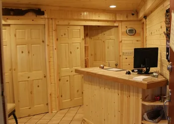 Random Lake Motel (RLM) hotel thumbnail 4