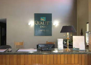 Quality Inn Nashville - Bloomington hotel thumbnail 2