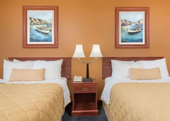 Ramada by Wyndham Catlettsburg/Ashland hotel thumbnail 4