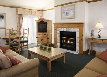 Pinestone Resort & Conference Centre hotel thumbnail 2