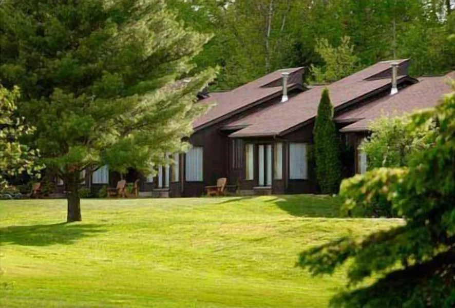 Pinestone Resort & Conference Centre hotel detail image 6