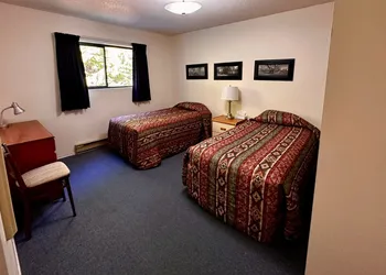 Whale's Tail Guest Suites hotel thumbnail 5