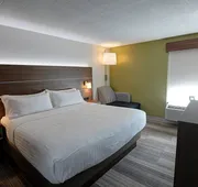 Holiday Inn Express & Suites Toronto Airport West by IHG hotel detail image 5