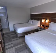 Holiday Inn Express & Suites Toronto Airport West by IHG hotel detail image 7