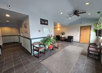 Breeze Inn hotel thumbnail 4