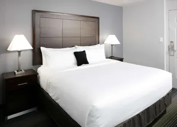 Red Lion Inn & Suites Tucson Downtown hotel thumbnail 3