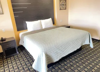 Homegate Inn and Suites hotel thumbnail 4