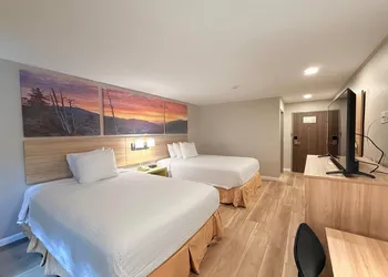Days Inn by Wyndham Torrington hotel thumbnail 5