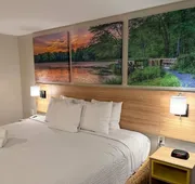 Days Inn by Wyndham Torrington hotel detail image 7
