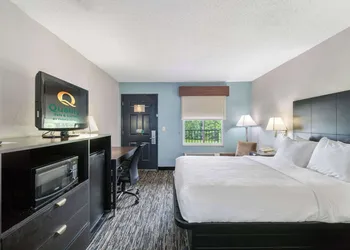 Quality Inn Adairsville - Calhoun South hotel thumbnail 7