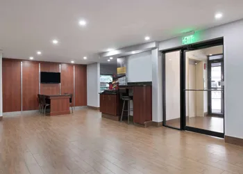 Motel 6 Atlanta, GA - Downtown hotel thumbnail 3