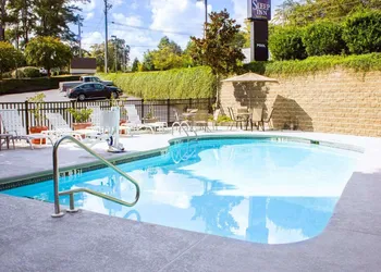 Sleep Inn & Suites Columbus - State University Area hotel thumbnail 8