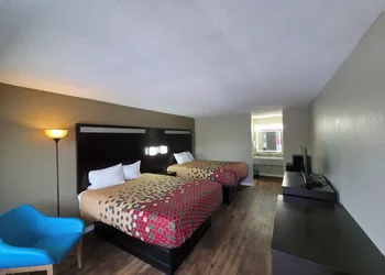 Econo Lodge Lavonia I-85 hotel thumbnail 7