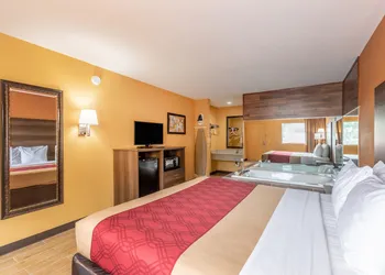 Econo Lodge Kingsland hotel thumbnail 7