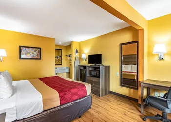 Econo Lodge Kingsland hotel thumbnail 8