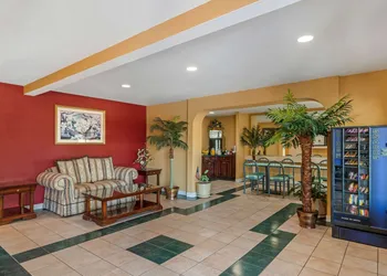 Econo Lodge Union City - Atlanta South hotel thumbnail 2