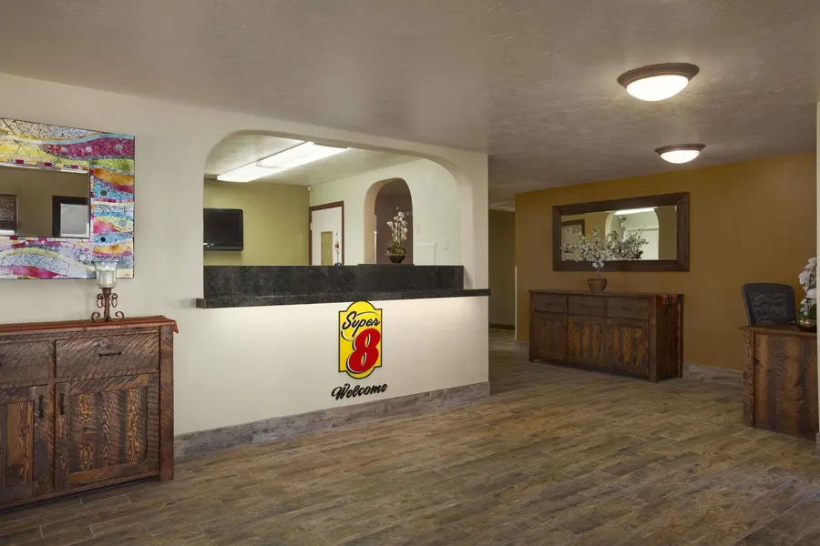 Super 8 by Wyndham Idaho Falls hotel detail image 2
