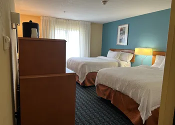 Fairfield Inn & Suites by Marriott Ames hotel thumbnail 4