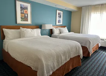 Fairfield Inn & Suites by Marriott Ames hotel thumbnail 6