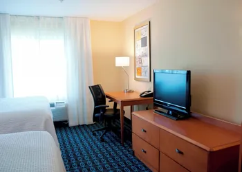 Fairfield Inn & Suites by Marriott Ames hotel thumbnail 7