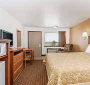 Super 8 by Wyndham Goodland hotel detail image 7